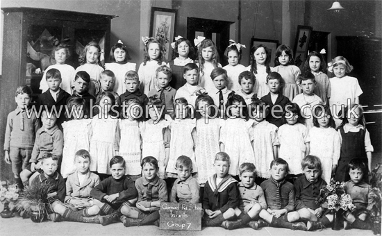 Group 7 Class Photo, Gamuel Road Infacts School, Walthamstow, London. c.1920's.